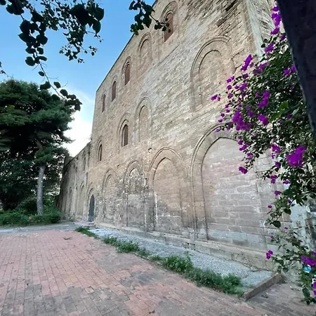 Hola House Allo Spasimo